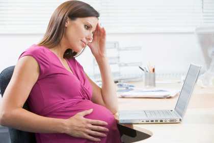 Как написать заявление на легкий труд по беременности