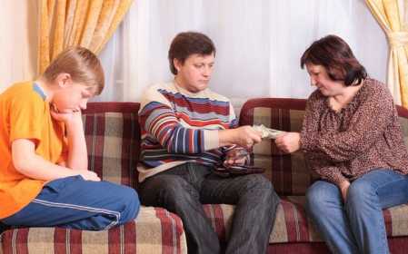 Как написать заявление на алименты в твердой денежной сумме на двоих детей